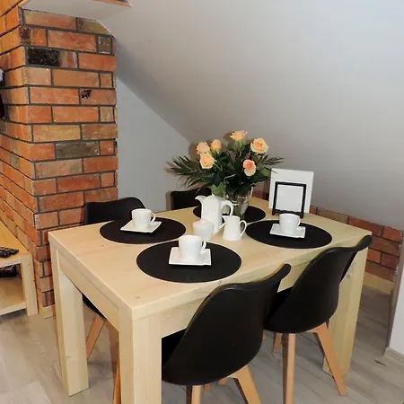 Na Swierkowym Strychu Appartement *