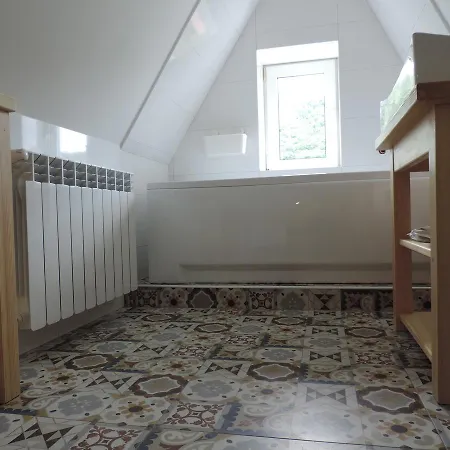 Na Swierkowym Strychu Daire